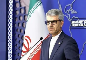 بقائی: مسیر توافقی تنگه هرمز نه شمالی است و نه جنوبی