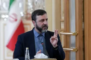 غریب‌آبادی: هیچ درخواستی برای مذاکره با آمریکا ارسال نکردیم/ تنگه هرمز دیگر به ترتیبات پیش از جنگ بازنخواهد گشت