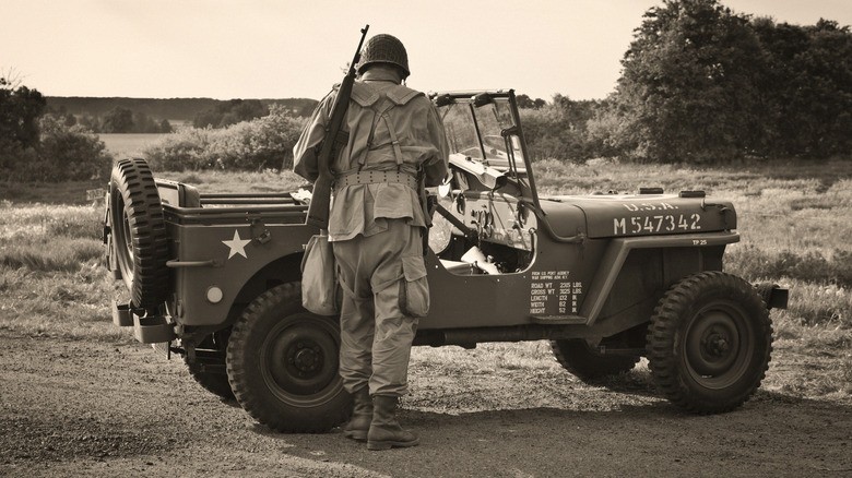 ویلیس-اورلند (Willys-Overland) که بعدها به جیپ (Jeep) تبدیل شد ویلیس-اورلند (Willys-Overland) که بعدها به جیپ (Jeep) تبدیل شد