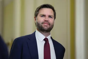ونس: نیروی زمینی برای تغییر حکومت ایران اعزام نخواهیم کرد