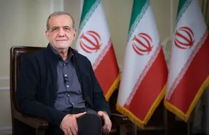 رئیس‌جمهور: شخصیت آیت‌الله سیدمجتبی خامنه‌ای استثنائی است