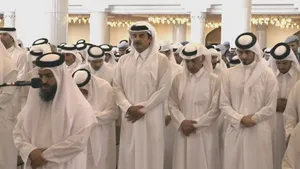 نماز بر جنازه امیر سابق قطر بعد از نماز مغرب در مسجد امام عبدالمحمد بن عبدالوهاب دوحه
