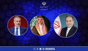 گفتگوی تلفنی عراقچی با وزرای امور خارجه عربستان و ترکیه