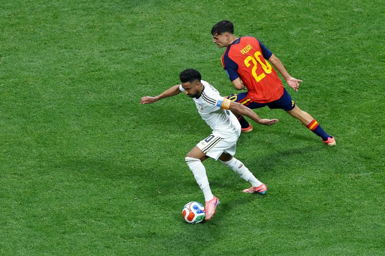 175400