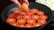 طرز تهیه کاسرول سوسیس و گوجه‌فرنگی با پنیر؛ شامی خوشمزه و آسان در فر