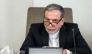 عراقچی: شبکه نفوذ اسرائیل در حکومت آمریکا به زودی بر ملا خواهد شد