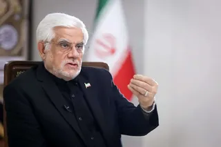 عارف: بنا داشتیم که تعطیلی‌ها در حداقل زمان ممکن باشد، اما ناچار شدیم امروز را تعطیل عمومی اعلام کنیم