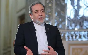 عراقچی: تا تهدیدها ادامه دارند، مذاکره برای توافق نهایی آغاز نمی‌شود