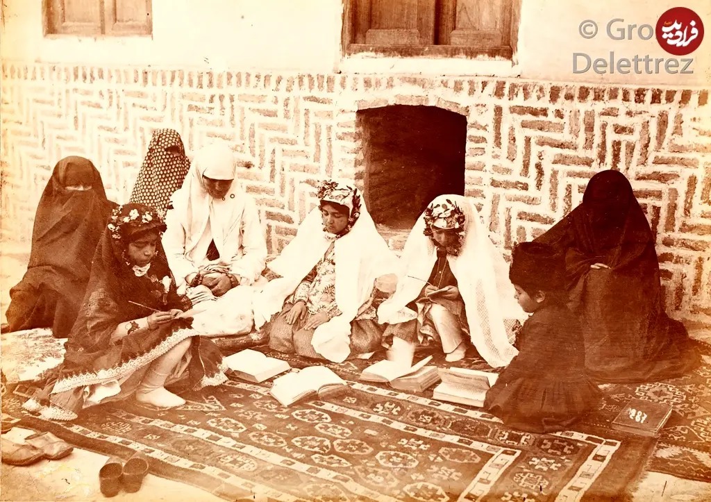 «دختران قاجاری در کلاس درس»؛ 130 سال قبل