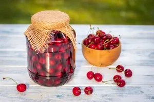 طرز تهیه کمپوت گیلاس خانگی؛ با ماندگاری بالا و طعم بی‌نظیر