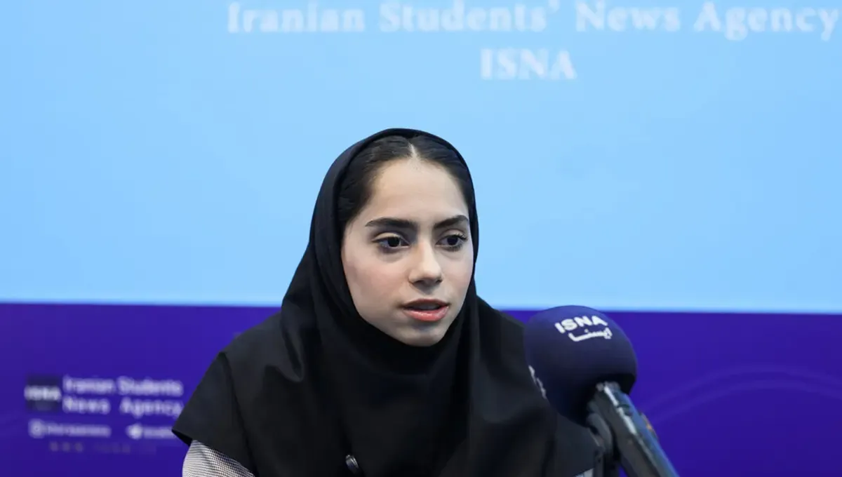 هنگامه هادیانی هنگامه هادیانی