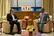 مسقط: وزرای خارجه ایران و عمان تلاش‌های مرتبط با امنیت کشتیرانی در تنگه هرمز و تضمین آزادی عبور و مرور را بررسی کردند