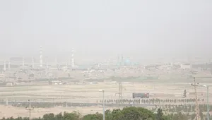 صدور هشدار نارنجی هواشناسی قم؛ وزش باد شدید و گردوخاک در راه است
