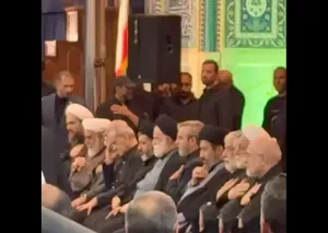 حضور سران قوا در کنار خانواده رهبر شهید در مراسم بزرگداشت ایشان