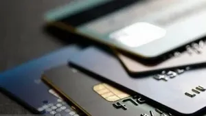 خدمات بانکی به‌تدریج به وضعیت عادی بازمی‌گردد/ برقراری تراکنش‌های کارتی