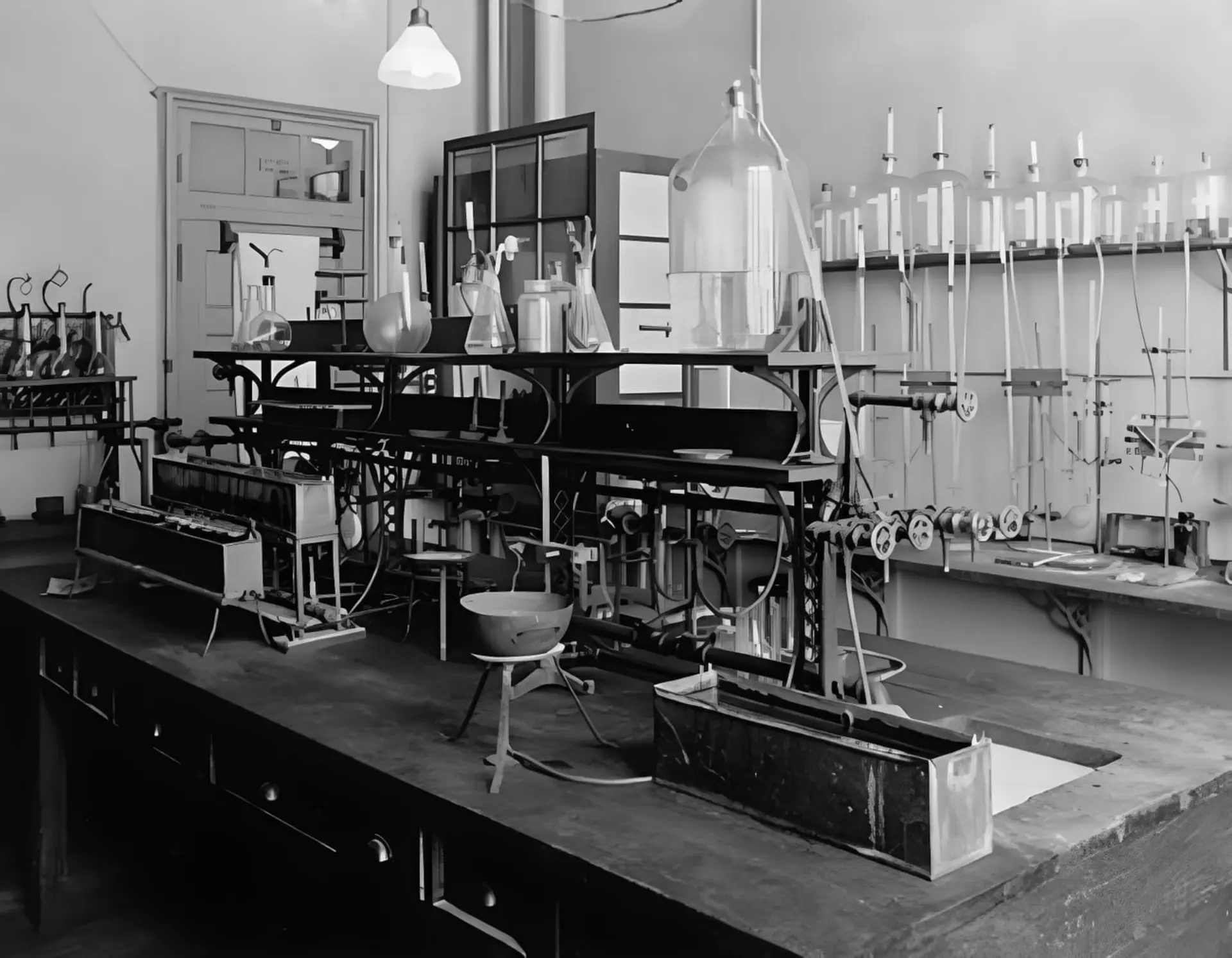 آزمایشگاه فردریک بنتینگ و چارلز بست در دانشگاه تورنتوUniversity of Toronto Archives / Nobel Prize آزمایشگاه فردریک بنتینگ و چارلز بست در دانشگاه تورنتوUniversity of Toronto Archives / Nobel Prize