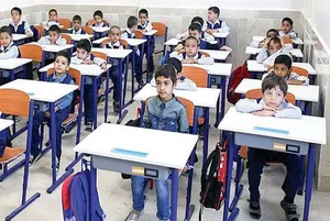 کودکان کار هم حق شنیدن صدای زنگ مدرسه را دارند