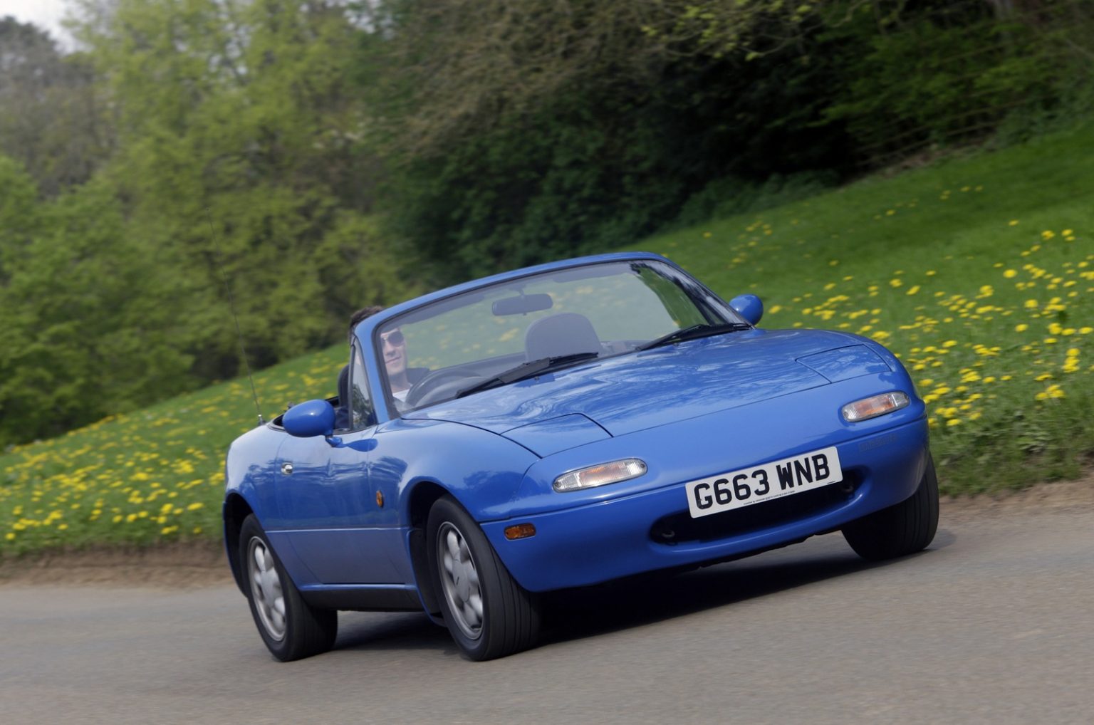 مزدا ام ایکس 5 (Mazda MX-5) مزدا ام ایکس 5 (Mazda MX-5)