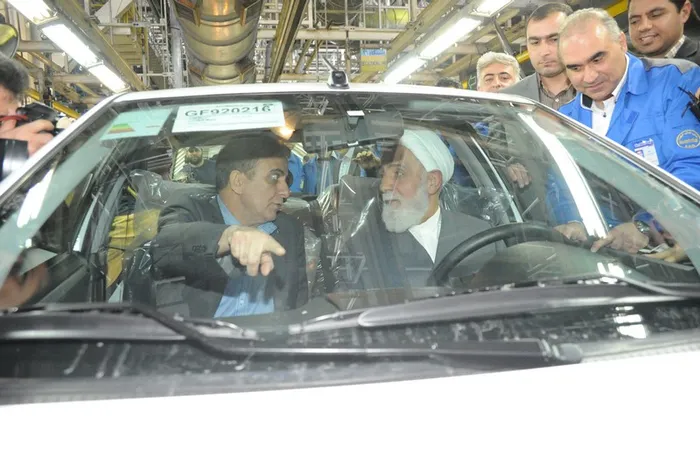بازدید حجت الاسلام ناطق نوری و تولید انبوه سورن توربو شارژ