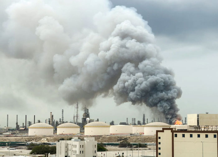 آتش سوزی در پالایشگاه باپکو بحرین