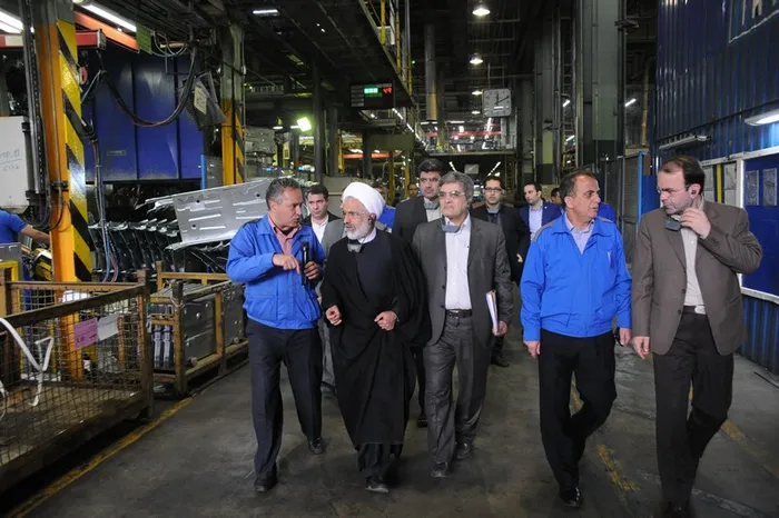 بازید معاون پارلمانی ریاست جمهوری از ایران خودرو