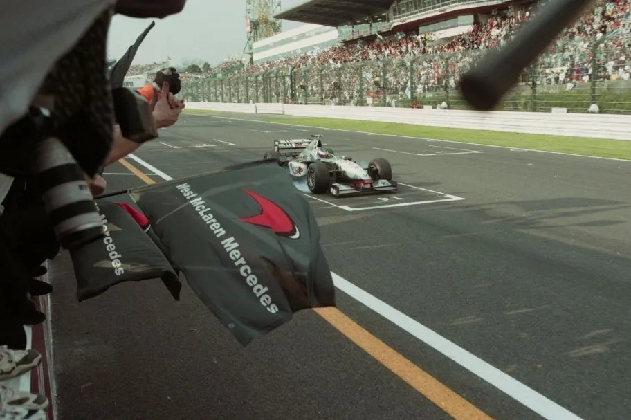 مکلارن MP4-13 مکلارن MP4-13