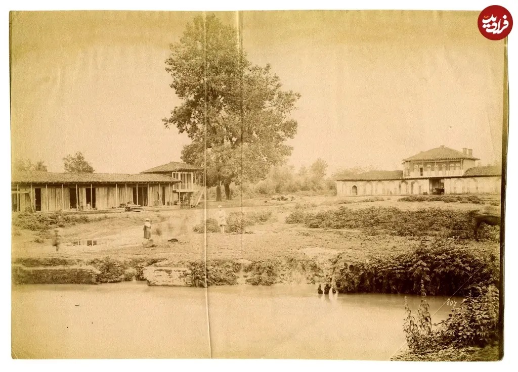 محل دوشنبه‌بازار رشت (احتمالا در نزدیکی سنگر) را در دوران حکومت قاجار