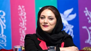 شبنم مقدمی بازیگر و اولین رمانش ؛ نامه‌های یک دلقک کوچک از شهری بسیار دور و نزدیک