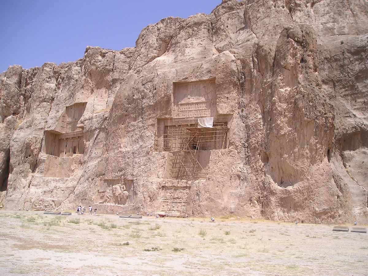 آرامگاه داریوش یکم آرامگاه داریوش یکم