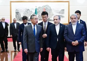 عراقچی در چین: از راه‌حل‌های دیپلماتیک، استقبال می‌کنیم