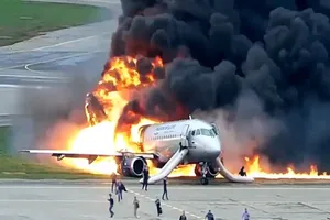 آتش‌سوزی هواپیمای ایرباس A320 در فرودگاه سائوپائولو (فیلم)