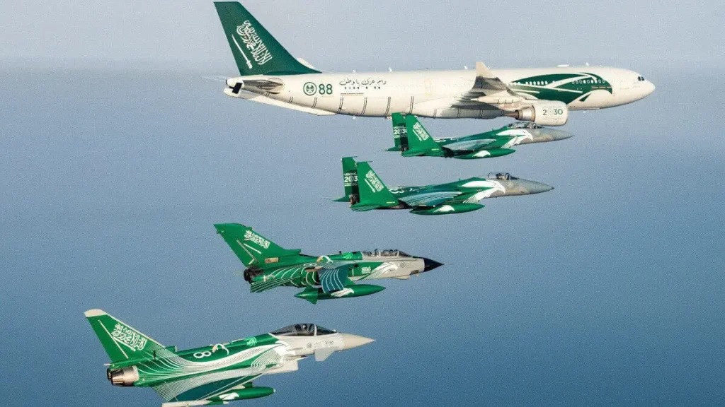 Eagle II و Eurofighter Typhoon Eagle II و Eurofighter Typhoon