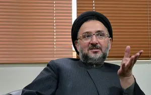 روایت تلخ ابطحی از زندان ۱۳۸۸: قاضی مرتضوی آمد و گفت فردا تو را اعدام می‌کنیم!