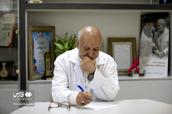 پزشک ایرانی نسخۀ جدید درمان سرطان در جهان را نوشت پزشک ایرانی نسخۀ جدید درمان سرطان در جهان را نوشت