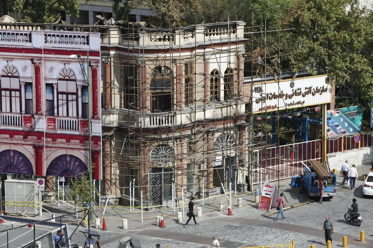 میدان حسنآباد میدان حسنآباد